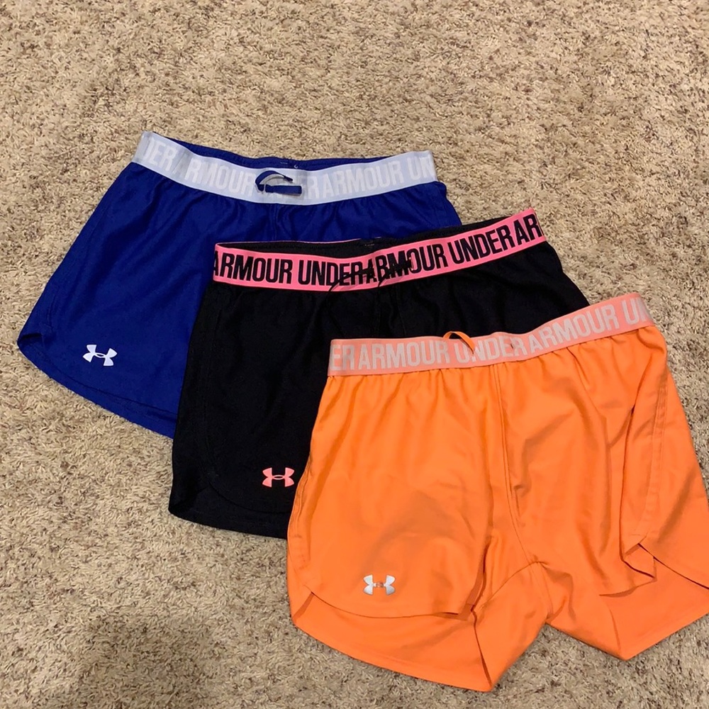 Women’s size small workout shorts